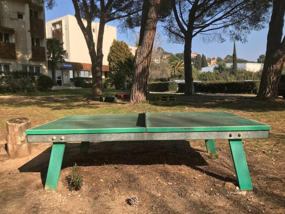 Appartement Plage Piscine Et Tennis Inclus ラ・ロンド・レ・モール エクステリア 写真