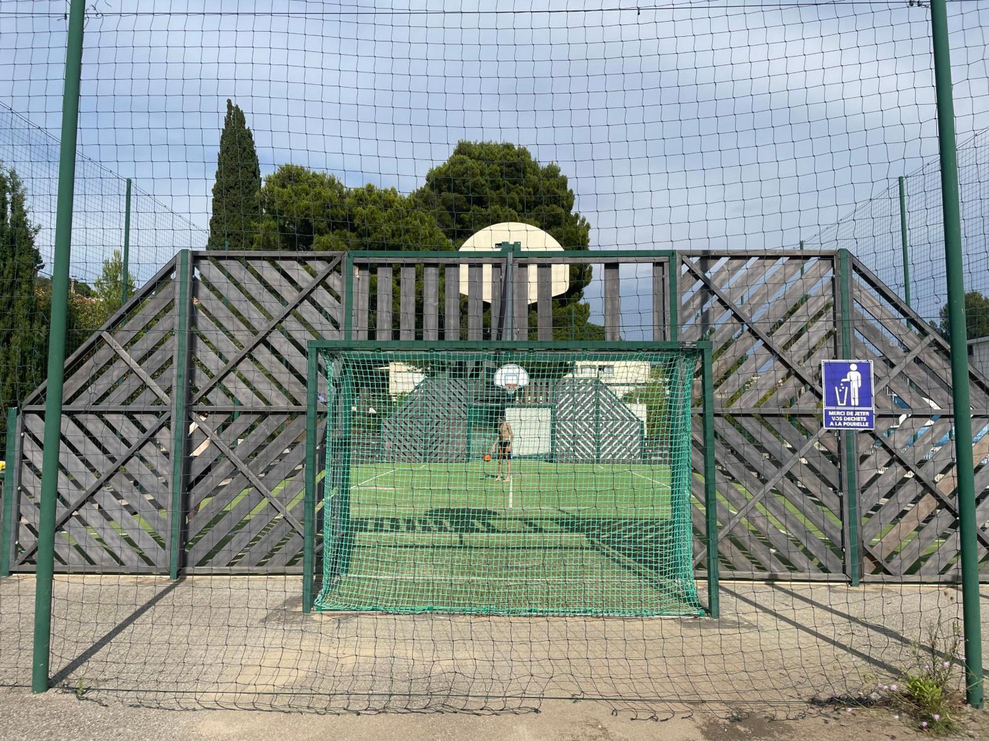 Appartement Plage Piscine Et Tennis Inclus ラ・ロンド・レ・モール エクステリア 写真
