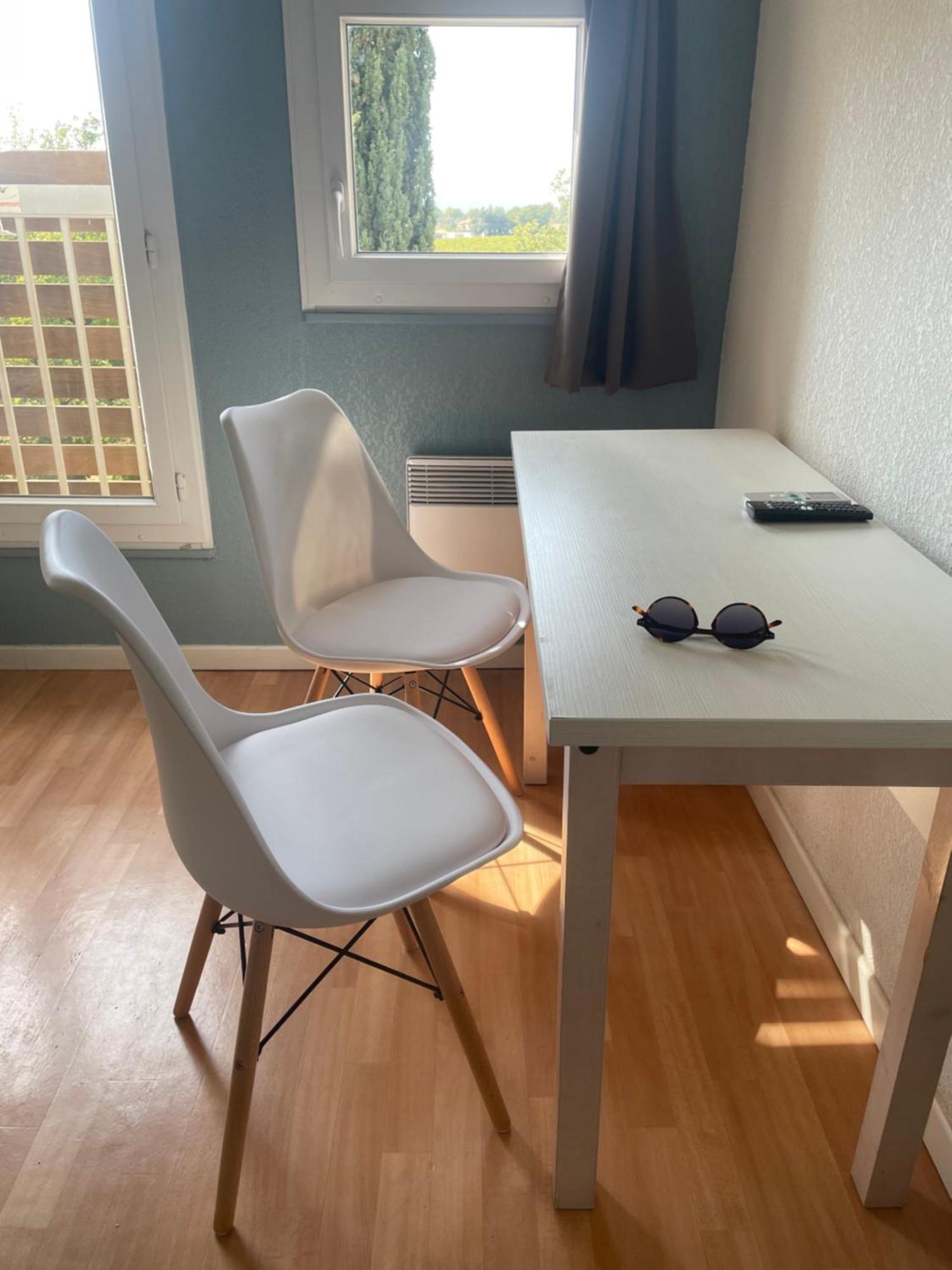 Appartement Plage Piscine Et Tennis Inclus ラ・ロンド・レ・モール エクステリア 写真