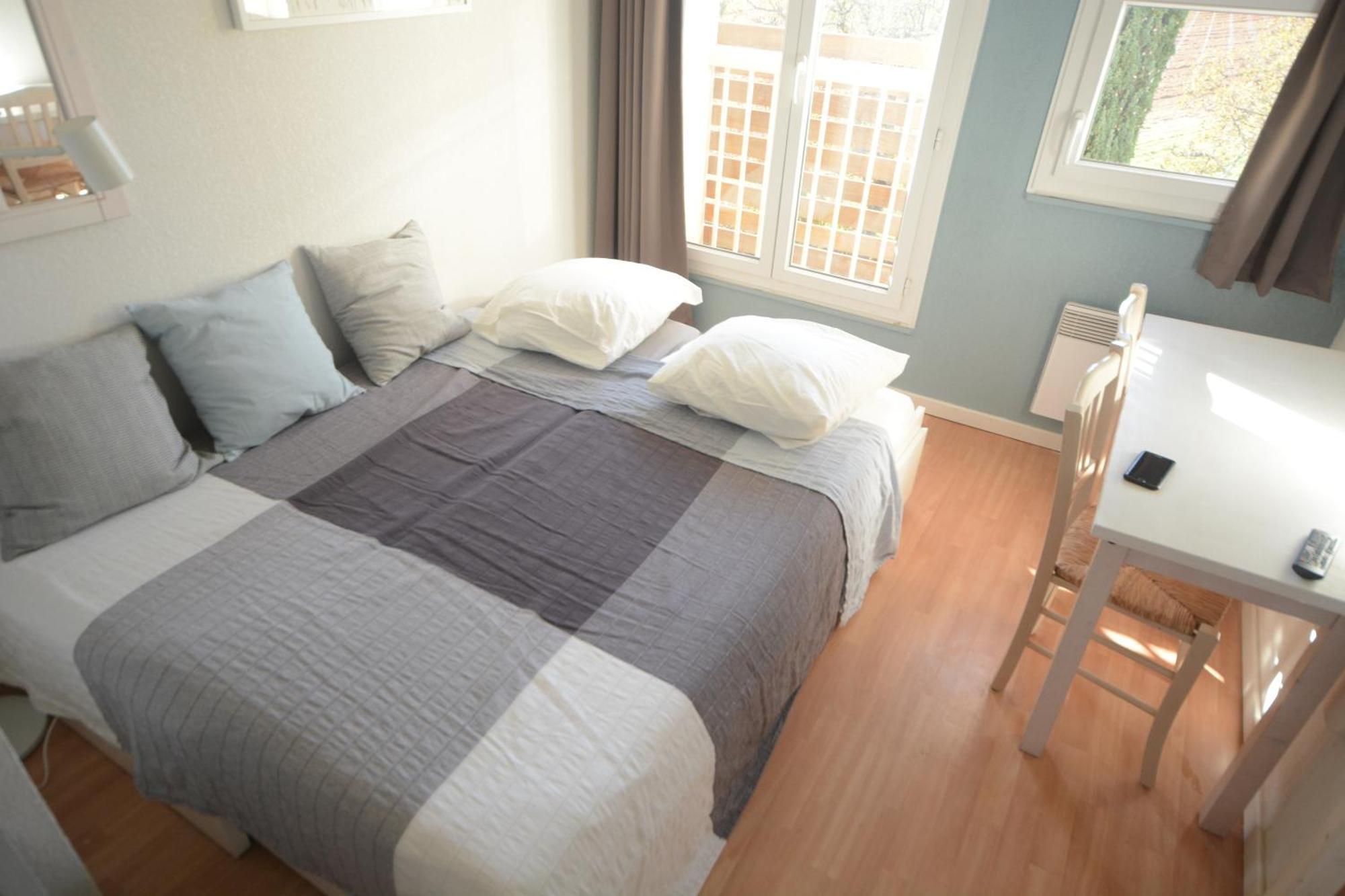 Appartement Plage Piscine Et Tennis Inclus ラ・ロンド・レ・モール エクステリア 写真