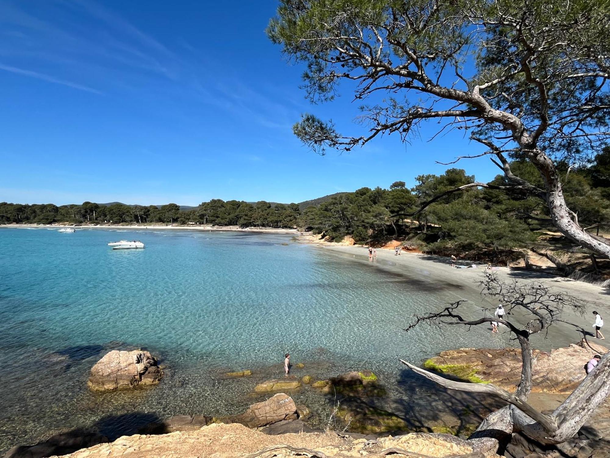Appartement Plage Piscine Et Tennis Inclus ラ・ロンド・レ・モール エクステリア 写真